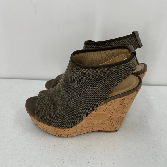 Stuart Weitzman Glove Tan Stretch Wedge Sandals 7.5 Classic Minimalist Peep Toe - Picture 2 of 9